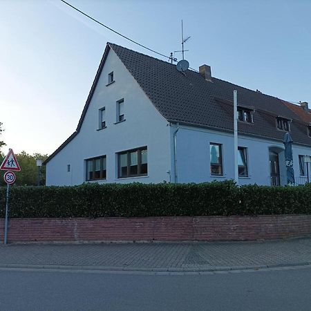 Ferienwohnung Gaststätte Molitor Saarlouis Exterior foto